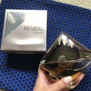 REVEAL for Women by Calvin Klein Eau de Parfum